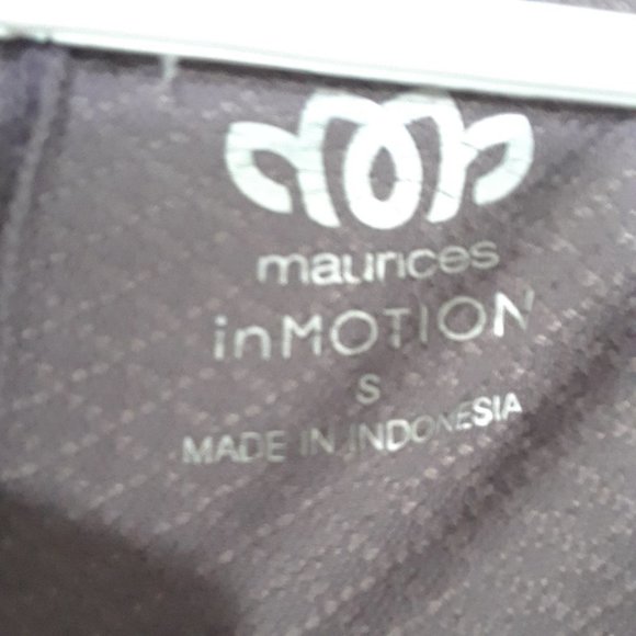 Maurices In Motion Razorback Workout Tank Ladies Size Small - Picture 3 of 5